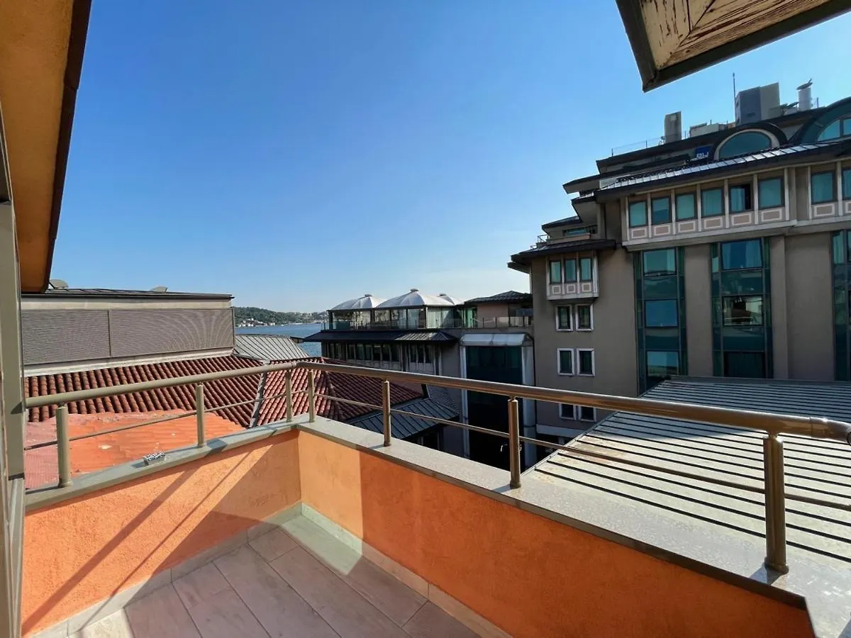 Feri Suites İstanbul 2*,