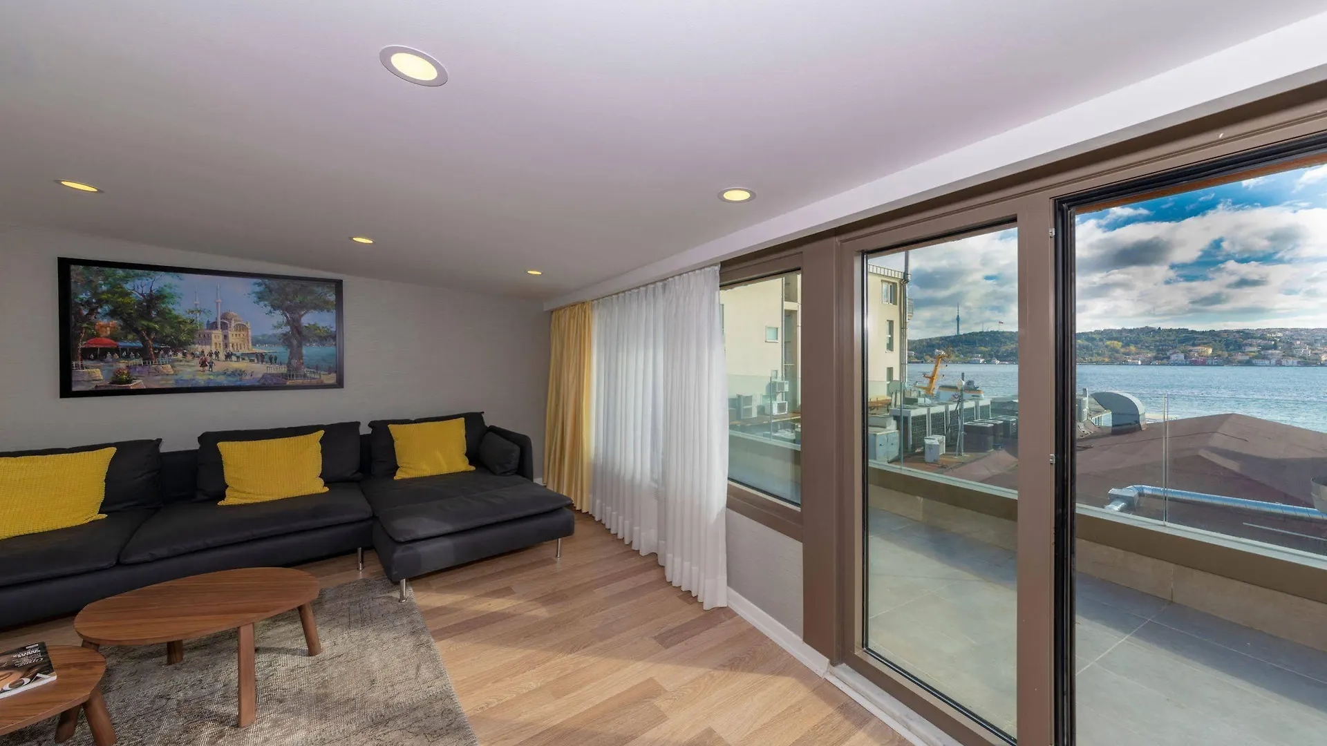 Feri Suites İstanbul 2*,