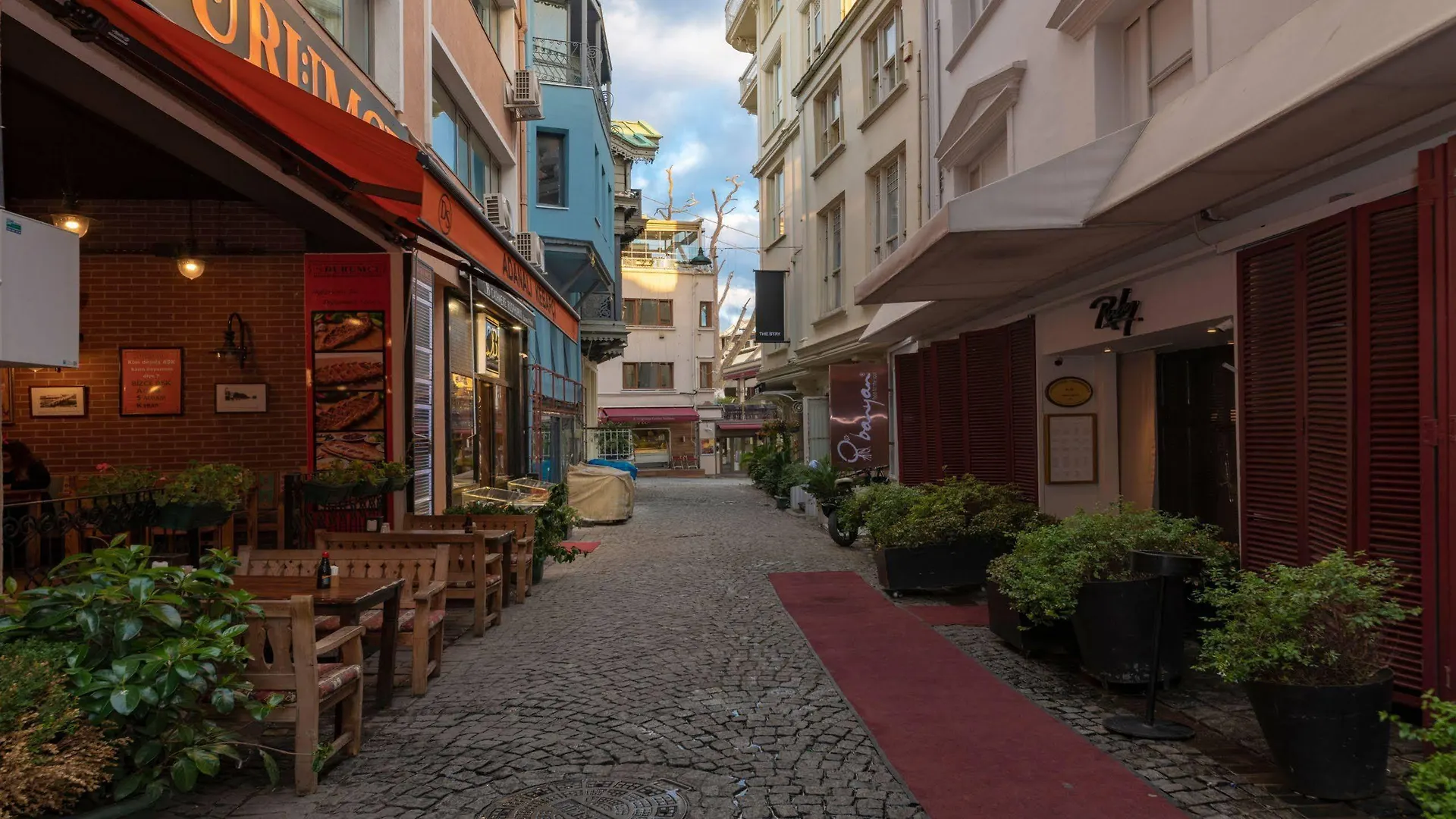 ** Hotel Feri Suites Istanbul Turkey